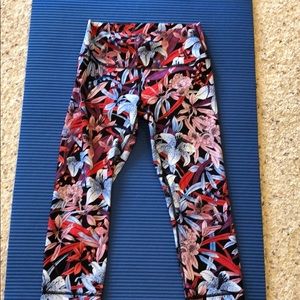 Lululemon Capris 20”